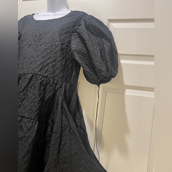 Beulah Style Black Puff Sleeve Tiered Dress - One Size NWT - Picture 4 of 7